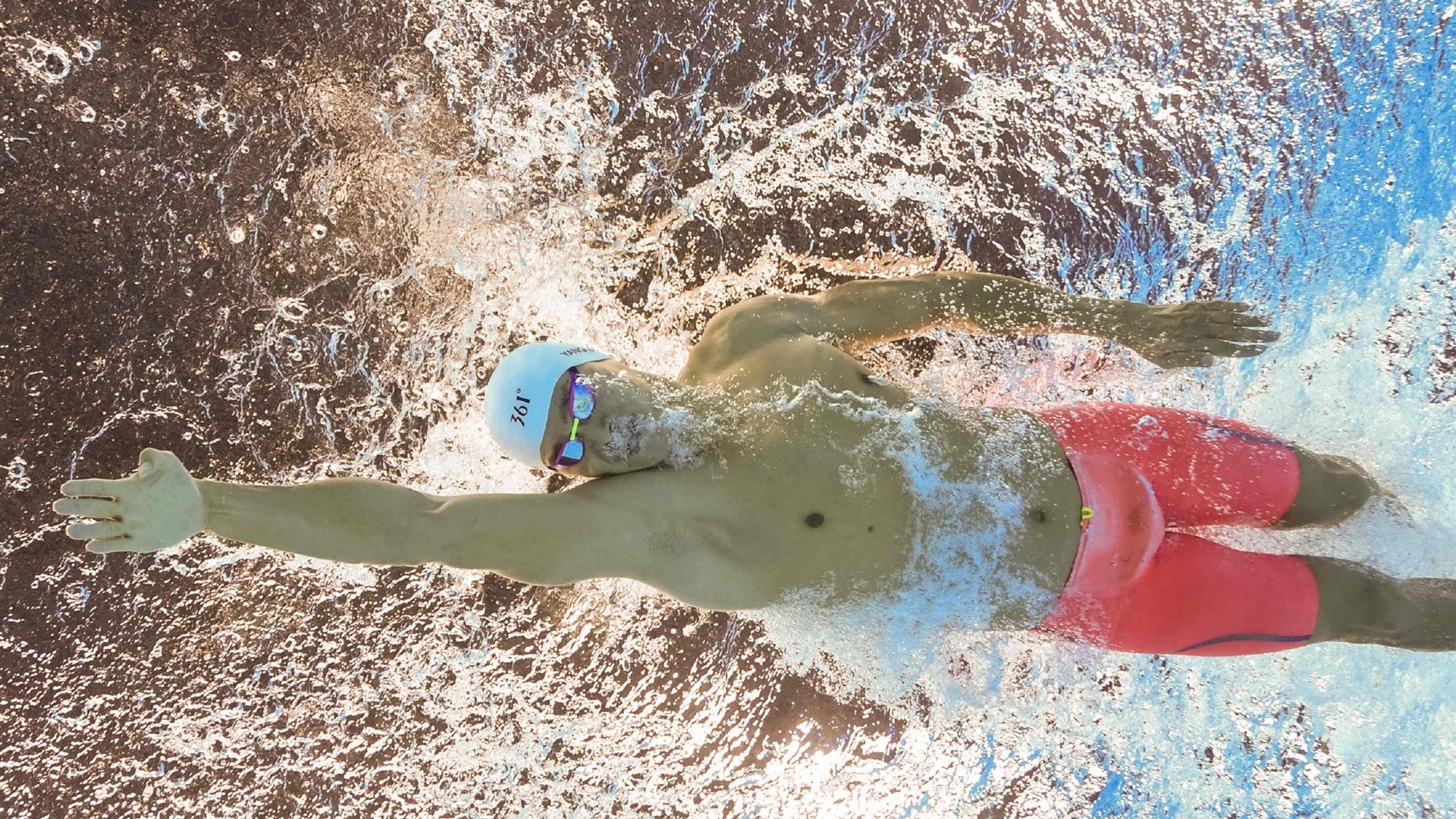 田径赛场焦点！韩国队对阵俄罗斯队，关键一战，双方鏖战至最后一刻